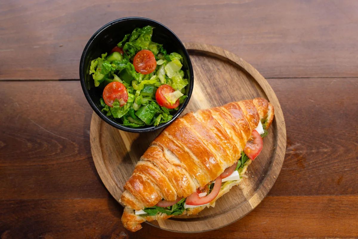 Halloumi Croissant 