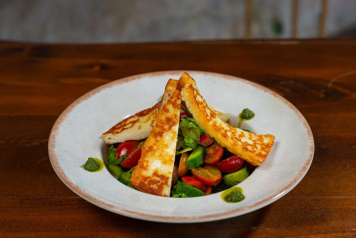 Halloumi Salad