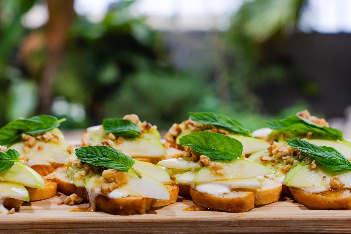Apple & Honey Bruschetta 