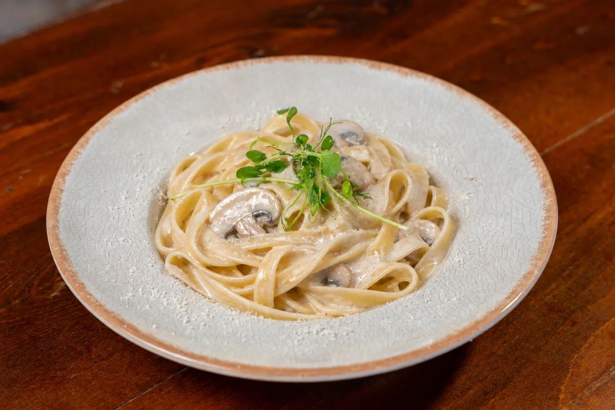 Fettuccine Alfredo